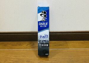  new goods unopened * Taiwan * tooth paste * black person * whitening * bamboo charcoal taste *. person ..* all . white * is ... flour 