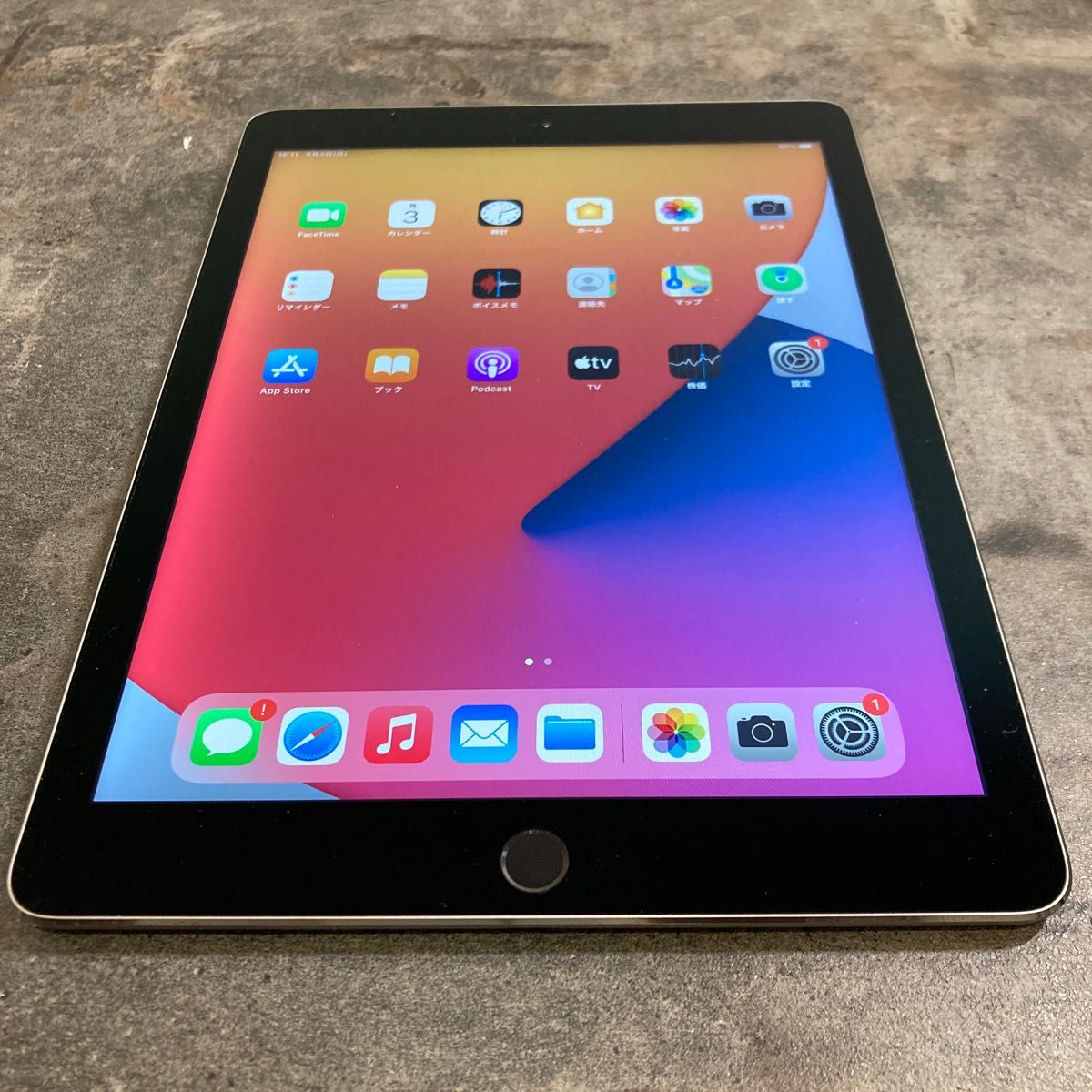 iPad Air2 16GB wifi+セルラーモデル 管理番号:0695 - 通販