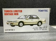 【新品.未開封】トミカリミテッド ニッサン ブルーバード 2.0スーパーセレクト 白　LV-N16a 1/64 NISSAN BLUEBIRD 2.0 SUPER SELECT_画像1