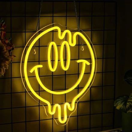 オリジナル ネオンサイン とろける笑顔 イエロー LEDネオン看板 黄色 お洒落 可愛い 存在感抜群 インパクト大 クリスマス 雰囲気作り
