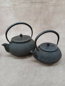 南部鉄瓶 南部鉄器 急須 鉄瓶 南部 茶道具 お茶 和食器 和 金属工芸 南部名産 あられ？ 岩鋳？ 煎茶道具 鉄器 コレクション 奈良発 