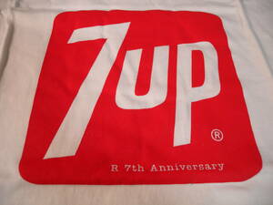 未使用Tシャツ 7up R 7th anniversary プリント 綿100％ プリントTシャツ 半袖