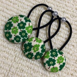 再販☆115-3☆ハンドメイド ヘアゴム クルミボタン