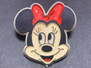  that time thing old beautiful goods Minnie Mouse badge hardness pra Mickey Mouse . toy chi-p toy 