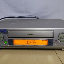 ◎【ジャンク品 東芝カセットVTR】A-S100 00年製 パーツ取り 部品取り 映像機器 東芝ビデオプロダクツジャパン Toshiba 家電 パーツ 81-21_画像2