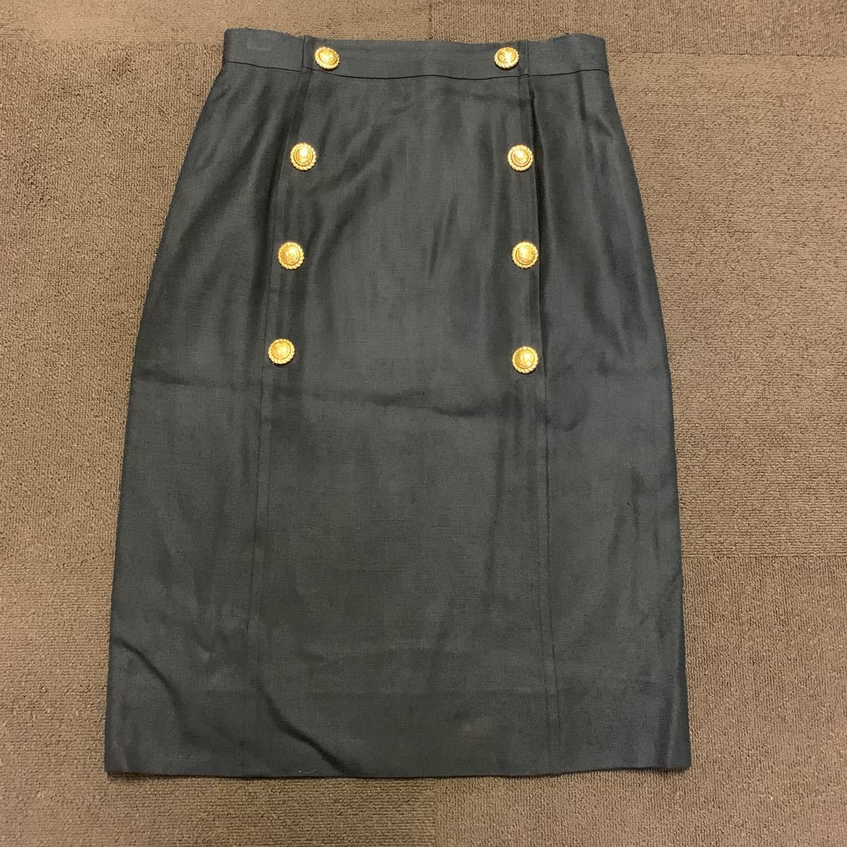ヤフオク! -「celineセリーヌ」(スカート) (ボトムス)の落札相場・落札価格