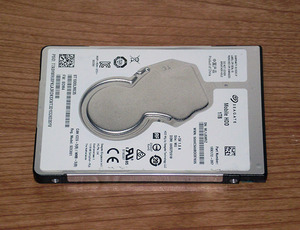 ★ 1TB ★ SEAGATE Mobile HDD【 ST1000LM035 】 良品 ★WVZ