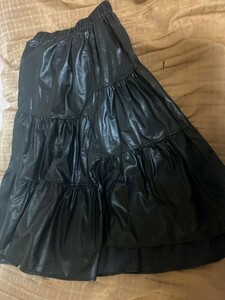 新品 　エコレザースカート　大人気　セレクトショップで購入