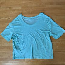 ZARA TRAFALUC ザラ レディース インナーシャツ Tシャツ 淡いグリーン WOMEN サイズ M 色あせ有り 中古品 5.6回使用 美品 送料無料_画像2