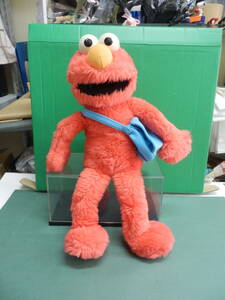 *[..... Elmo ] height approximately 44cm