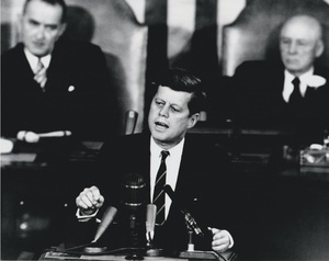 写真　ジョン・F・ケネディー、ムーンスピーチ　1961年　(実際の写真)　John F Kennedy JFK 約20.3x25.4cm　輸入　写真　r002