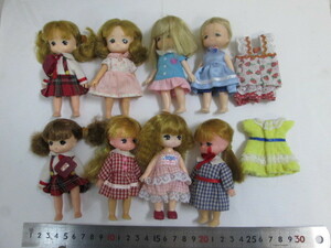  Licca-chan .. Chan .. Chan clothes matching 10 point present condition . good seeing postage . explanation field . chronicle 