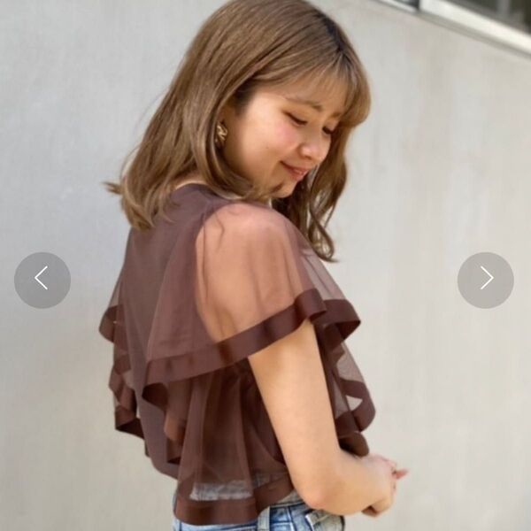 美品 rienda 袖チュールカットトップス