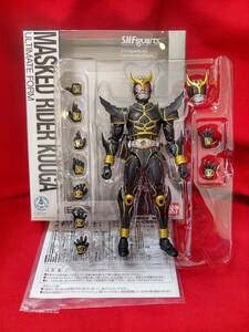 ★送料無料・中古★S.H.Figuarts 仮面ライダークウガアルティメットフォーム　#バンダイ　#フィギュアーツ