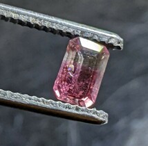 ★動画あります　虹を旅した石　トルマリン　ルースケース付0.5ct_画像4