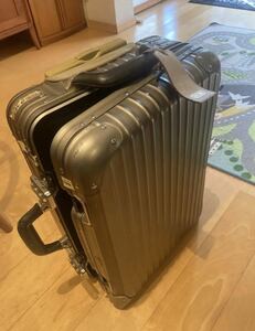 RIMOWA Rimowa topaz aluminium Gold rare premium suitcase 