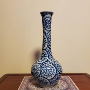 蛸唐草模様 鶴首花瓶
