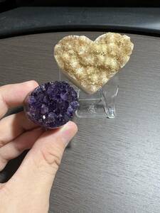 Art hand Auction High quality amethyst dome mini cluster, rare color, set of 2 with cheap pedestal, free shipping, Handmade items, interior, miscellaneous goods, ornament, object