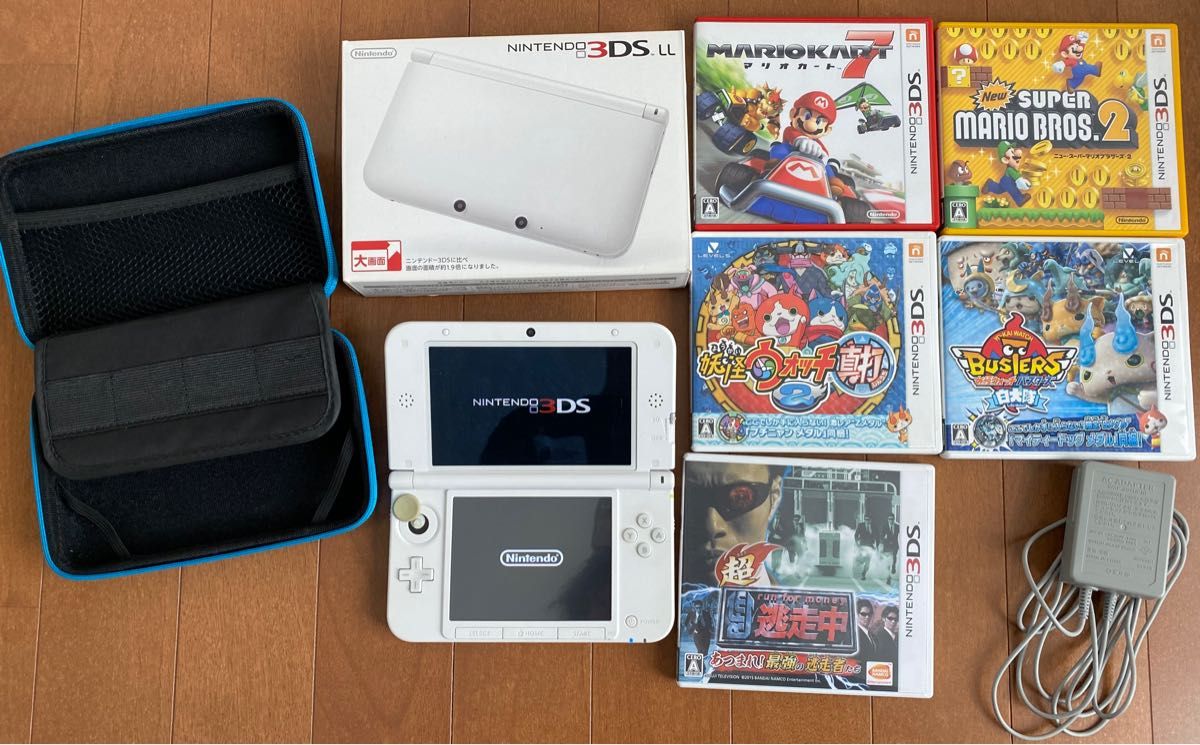 日本限定 Newニンテンドー3DS ブルー×ブラック Nintendo 画面極美品 ...