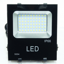 ◆最新！お洒落なガラストップモデル黒 LED30W投光器！高光度SMD 300W相当 薄型 店舗/工場/駐車場に◆_画像2