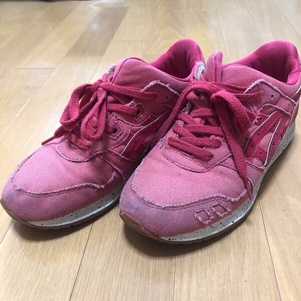 アシックス　GEL LYTEⅢ 24センチ