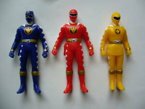  Bandai Shokugan Play hero Bakuryuu Sentai Abaranger [aba red ][aba Rebel- ][abare yellow ] Mini sofvi 3 kind set 2003 year 