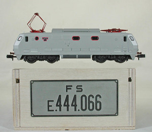 PIRATA | MEHANO #PI1200 FS ( Italy railroad ) E444R. new model electric locomotive prototype (100. limited goods )