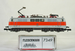 FLEISCHMANN #7349 ＤＢ（旧西ドイツ国鉄） ＢＲ１１１電気機関車 Ｓバーン塗装 （オレンジ／ライトグレー）