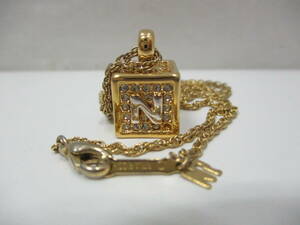 [M] NINA RICCI Nina Ricci Cube motif necklace 1. stone taking 