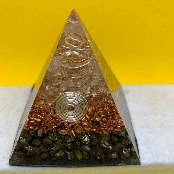 ORGONITE オルゴナイト 保護力！意志力！金運！（浄化済み）