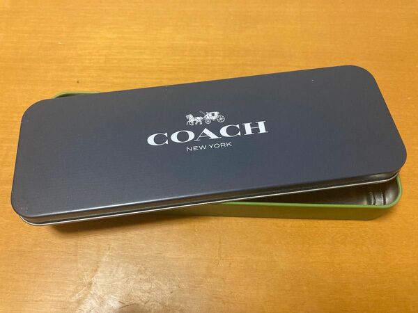 COACH 缶ケース　ペンケース