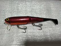 8 ACプラグ 9インチ ACミノー レッド RED AC-PLUG MINNOW アランコール Allan Cole 全長約23ｃｍ ボディ約17ｃｍ 約85ｇ BOXの保管未使用品_画像1