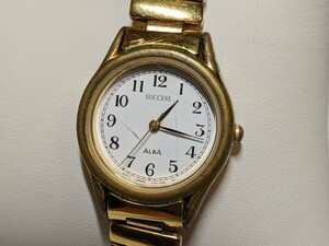 稼働品 電池交換済み セイコー アルバ サクセス エクステンションベルト ホワイト文字盤 SEIKO ALBA SUCCESS V701-1L70