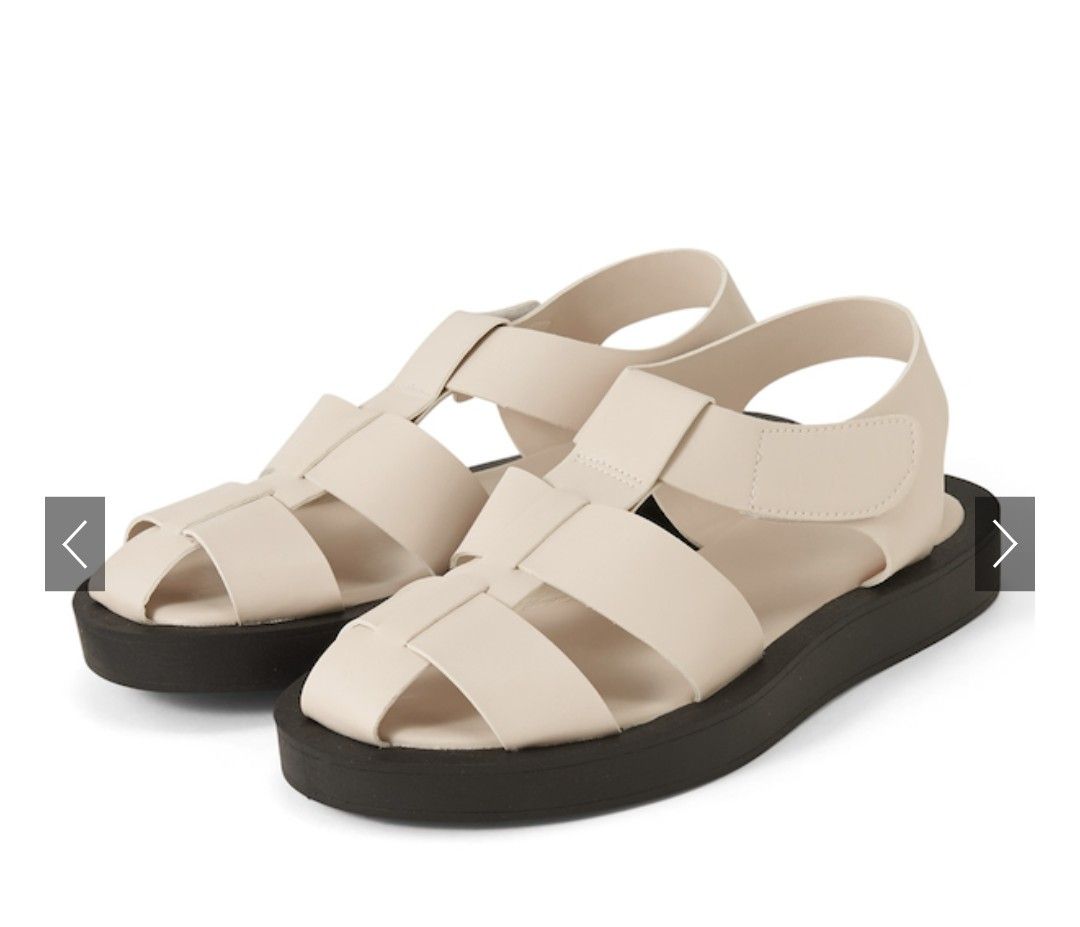 VALENTINO ベージュレザー VLOGOサンダル | www.avredentor.com.br