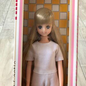 未開封 神戸三宮限定 マリーン 2022年 BASICモデル 12637 リカちゃん キャッスル ジェニーフレンド 27cm doll 着せ替え人形