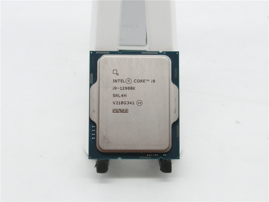 新品未開封・送料無料】 Intel Core i9-12900K 第12世代 インテル