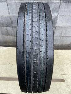 ■新品未使用 295/80R22.5 2本セット ダンロップSP122 夏タイヤ縦溝(1FK45)