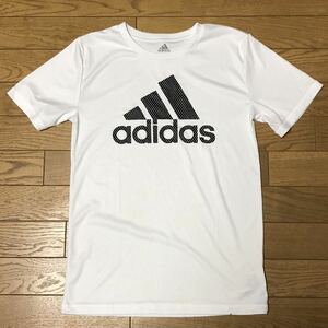 adidas KID*S SHORT SLEEVE T-SHIRTS (POLYESTER-100%) size-M( dress length 59 width of a garment 44) used ( beautiful goods ) free shipping NCNR