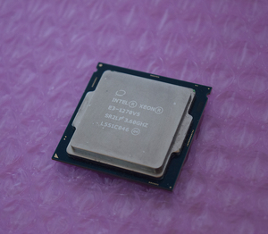 ★動作品★Intel/インテル Xeon E3-1270 v5 3.60GHz 4C/8T 8MB 80W SR2LF LGA1151