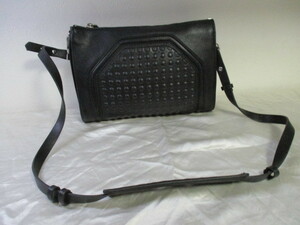 ZARA 黒ドット型押しレザーショルダーバッグ（USED）50423)