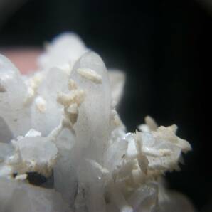 外国産鉱物 犬牙状 カルサイト 方解石 水晶 クラスター クォーツ 閃亜鉛鉱 スファレライト 定型外発送の画像3