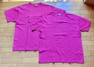 2枚セット ユナイテッドアスレ オーバーサイズ Tシャツ XXL ピンク マゼンタ ユニセックス 女性がオーバーサイズで着用してました