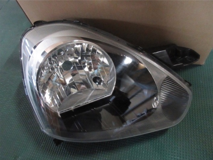 3109 LA300S 中期 後期 ミライース 純正 右 ヘッドライト
