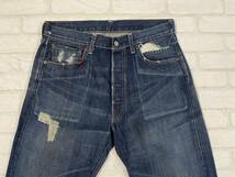 ■ リーバイス LEVIS 50s 復刻 55501 501XX 日本製 ダメージ加工 ビックE 実寸W33 ヴィンテージ デニム パンツ ●230502_画像4