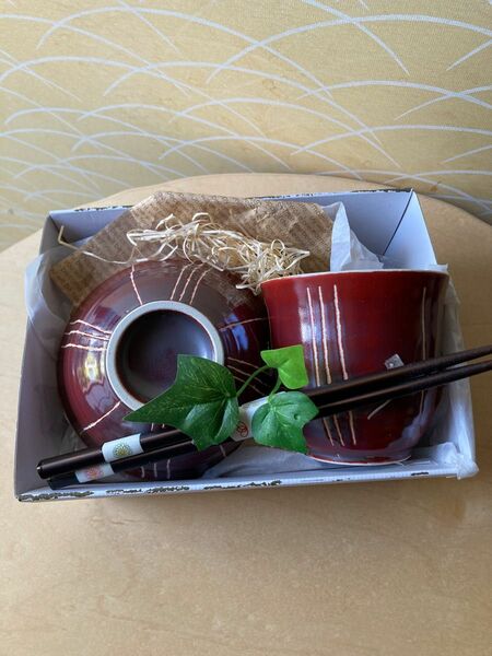 ケーアイ　飯茶碗、湯呑み、箸セット
