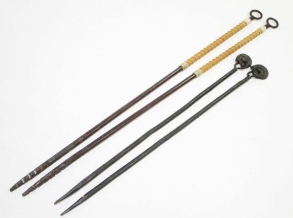 【和】火箸 鉄製 蹄飾 竹皮巻 2本 風炉道具 灰道具 