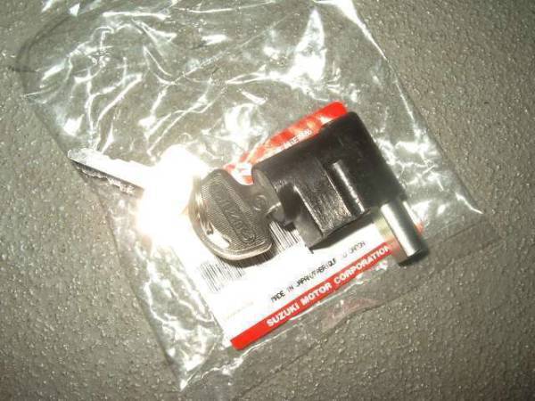 PayPay 送料込み RG250 RG250E SUZUKI 純正 ハンドル ロック 新品