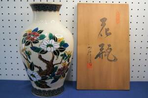 【R】E5◆高級品◆花瓶 特選 花器 九谷焼 花柄 日本伝統工芸品 木箱付 父の日 ギフト 贈り物