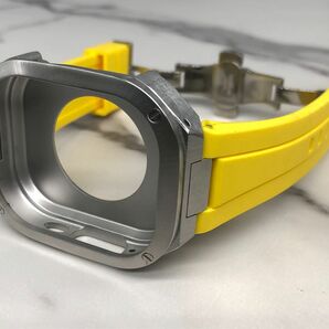 イエロー★アップルウォッチバンド ラバーベルト カバー　ステンレス Apple Watch ケース 49mm ウルトラ　ultra