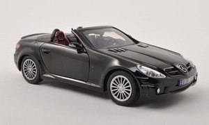 1/24 メルセデス ベンツ ブラック 黒 Mercedes SLK 55 AMG R171 black 1:24 Motormax 梱包サイズ80